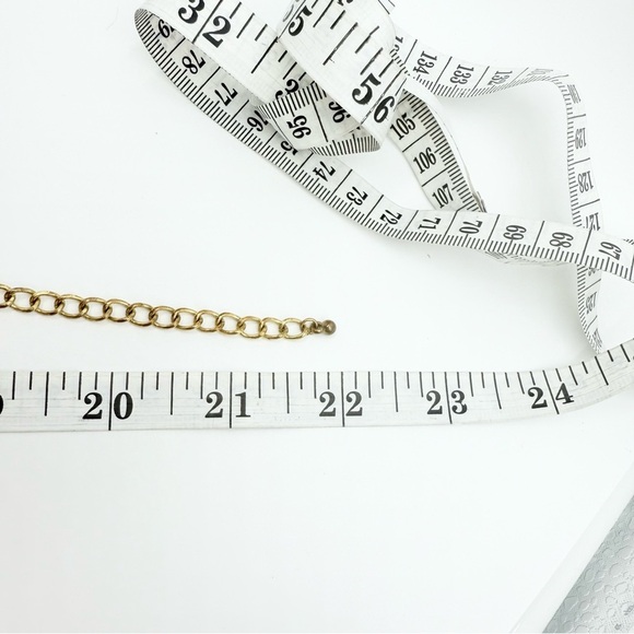 Gold Tone Light Pink Large Flower Statement Necklace - Picture 8 of 9